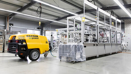 MOBILAIR M27E i produktionen hos Unimatic.