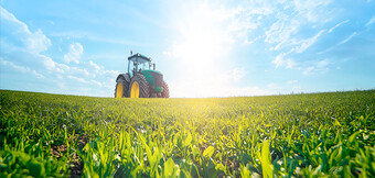 Trykluftkompressorer fra KAESER KOMPRESSORER ved anvendelse i landbruget – robuste løsninger til alle landbrugsformål samt maskindrift.