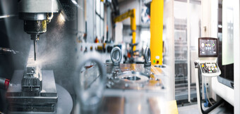 Effektiv produktionsvej med pålidelig trykluftunderstøttelse – maksimal driftssikkerhed takket være moderne trykluftkompressorer fra KAESER KOMPRESSORER.